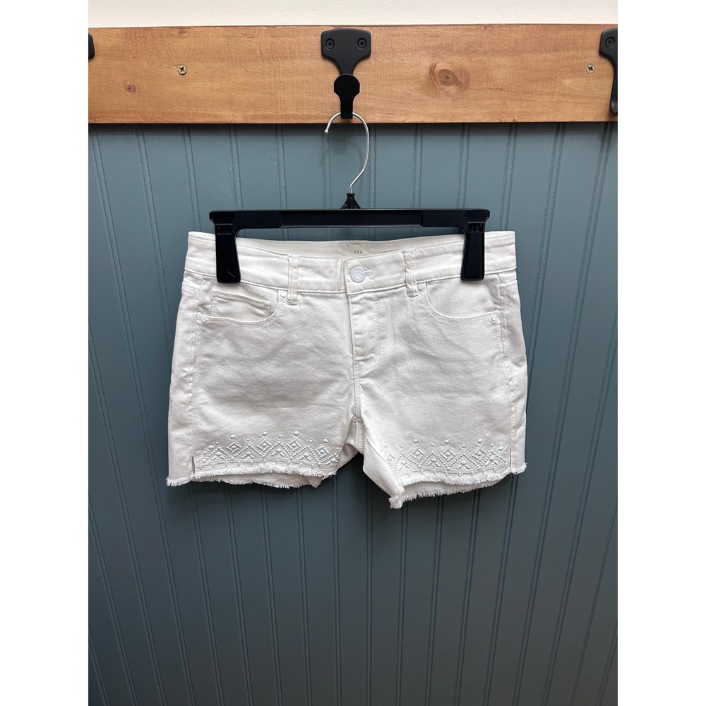 WHBM White House black market White Frayed Hem Denim Shorts Size 0 The Short